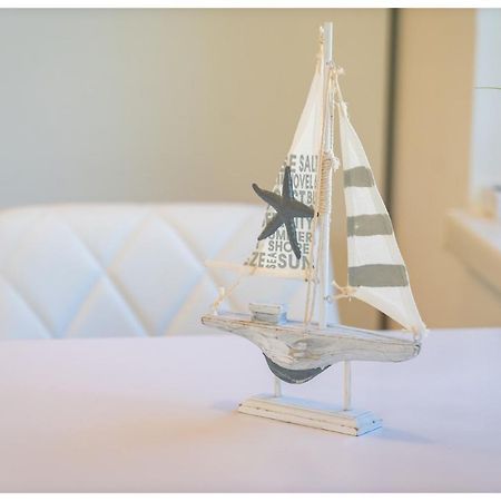 Kenese Regatta Apartman バラトンケネシェ エクステリア 写真