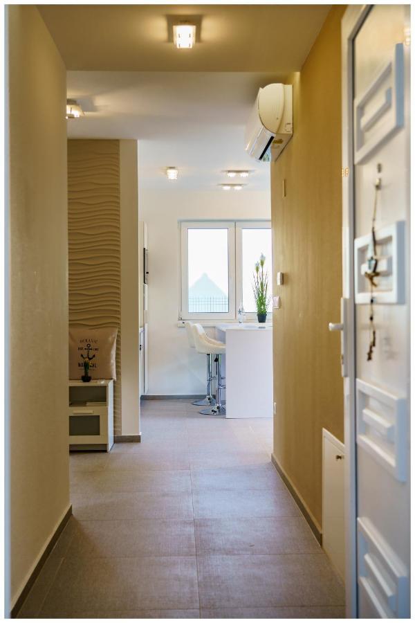 Kenese Regatta Apartman バラトンケネシェ エクステリア 写真