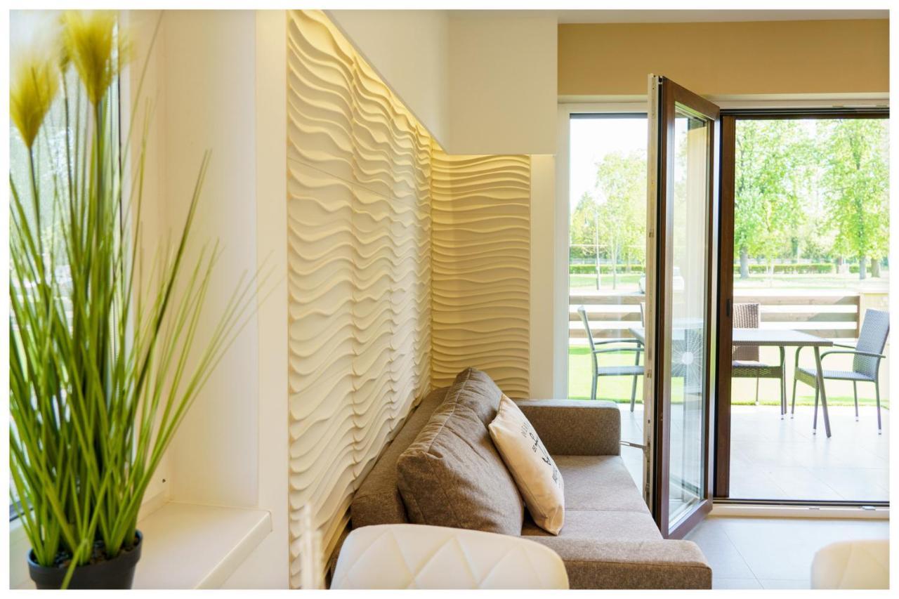 Kenese Regatta Apartman バラトンケネシェ エクステリア 写真